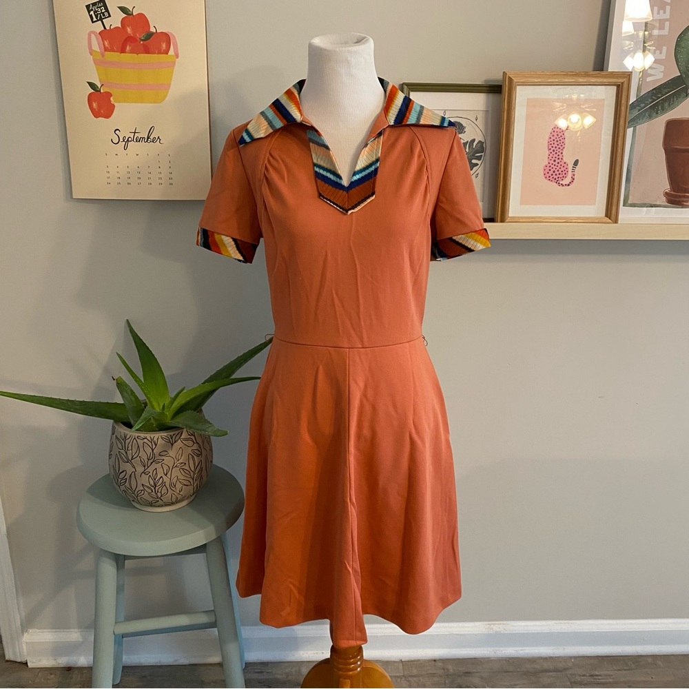 Vintage Retro 1970s Burnt Orange Stripe Collar Mini Dress